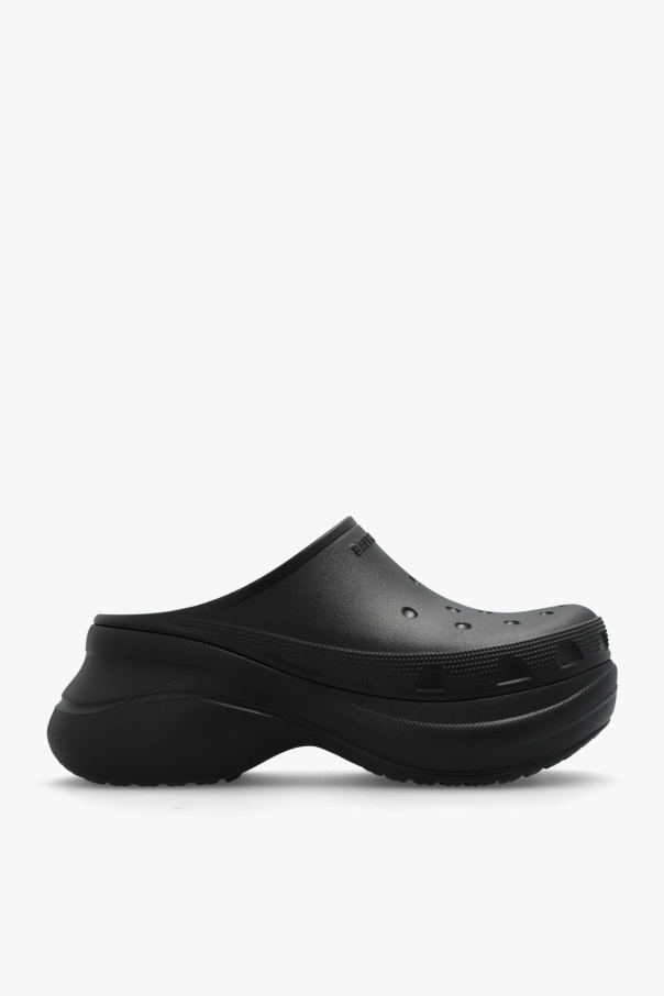 the Crocs Crocband Flip is Tgkb5Shops Switzerland Black Balenciaga x Crocs Balenciaga